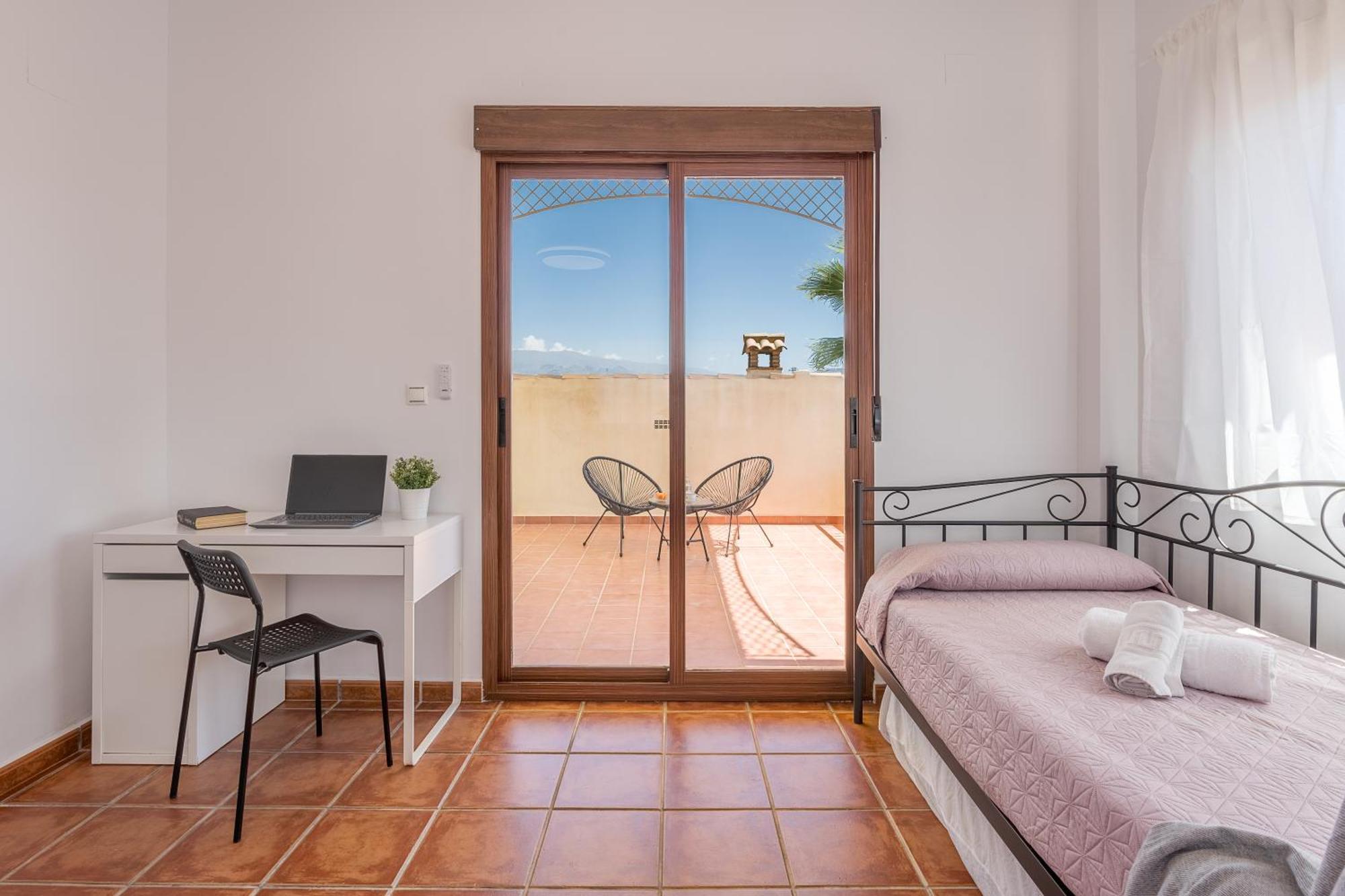 La Casa Del Abuelo Villa Cullar Vega Buitenkant foto